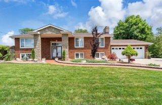 7390 disputed road, 