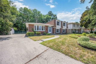 907 assiniboine crescent, Sarnia Ontario, Canada
