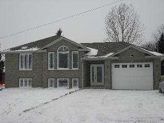 4117 gaston, Valley East Ontario, Canada