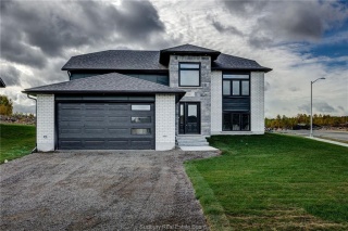 837 moonrock avenue, Sudbury Ontario, Canada