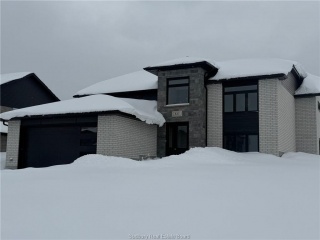 837 moonrock avenue, Sudbury Ontario, Canada