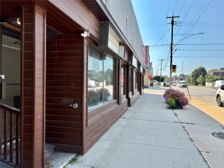 647 broadway street unit# unit b, Plympton-Wyoming Ontario, Canada