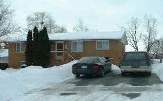 969 bourne cres, Kingston 