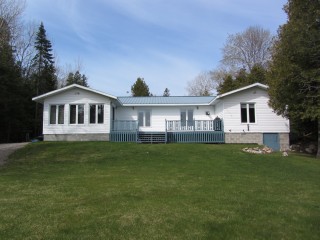 1095 adcock dr, St. Joseph Island Ontario, Canada
