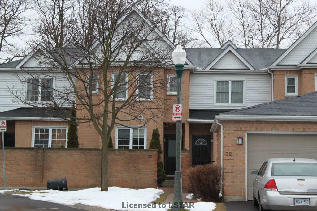 1570 richmond st 33, London Ontario, Canada