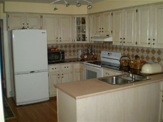 63 sunnyside dr, London Ontario, Canada