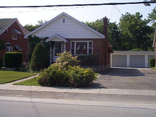 91 huron st, London 