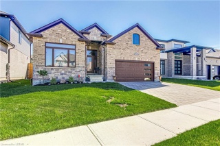 3408 frontier avenue, London Ontario, Canada