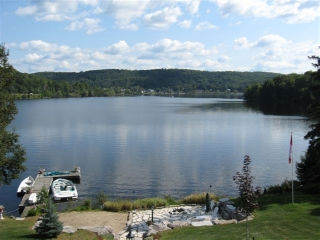 37 MUSEUM RD, Haliburton Ontario, Canada