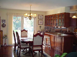 9 elm st, Fenelon Falls Ontario, Canada Located on Sturgeon Lake