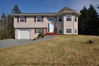393 lakecrest dr, Middle Sackville Nova Scotia, Canada