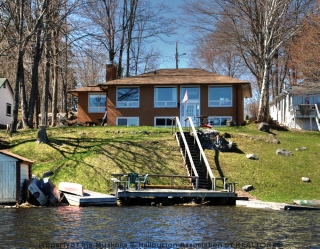 Gravenhurst Ontario, Canada Located on Lake Muskoka