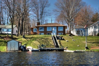 Gravenhurst Ontario, Canada Located on Lake Muskoka