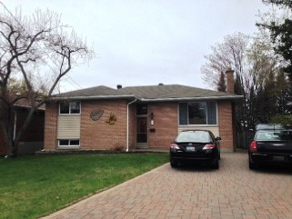 13 SUPERIOR CRES, North Bay Ontario, Canada