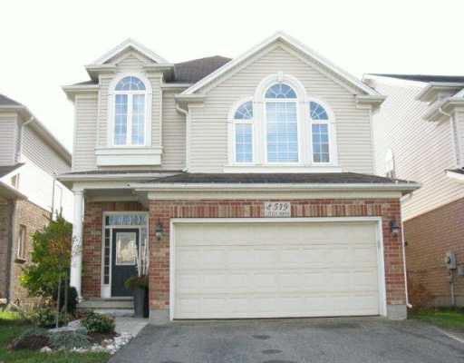 519 little dover cr, Waterloo Ontario, Canada