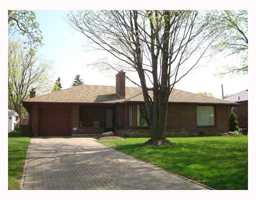 4 margaret av n, Waterloo 