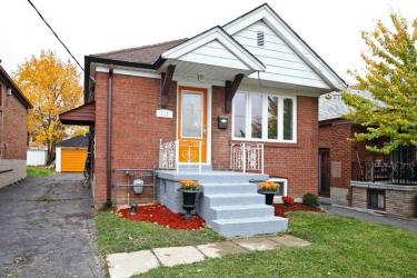 113 lonborough avenue, Toronto Ontario Canada