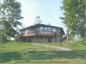 565 skene rd, Lake Township Ontario, Canada Located on Dickey Lake
