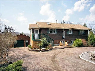 1069 Steeplechase Dr, Haliburton Maple Lake