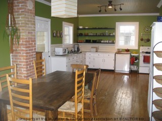 74 taylor rd, Bracebridge Ontario, Canada