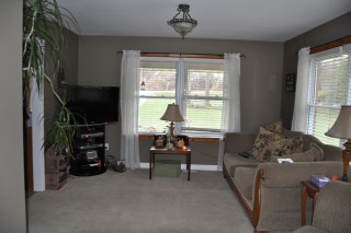 637 brick rd, Ennismore Ontario, Canada