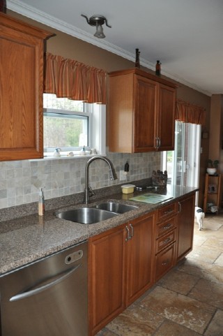 637 brick rd, Ennismore Ontario, Canada
