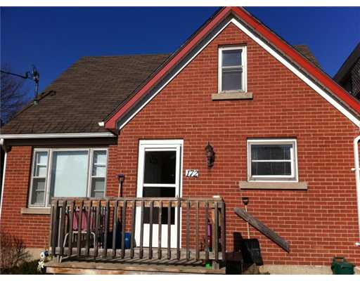 172 moore av s, Waterloo 