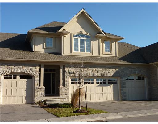 47 - 875 university av e, Waterloo Ontario, Canada Located on Grand River