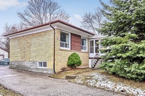 74 millard ave.,, Newmarket Ontario, Canada