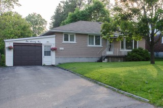 174 baker st, Stirling Ontario, Canada