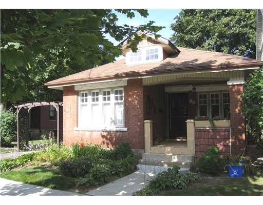east ward, Kitchener 