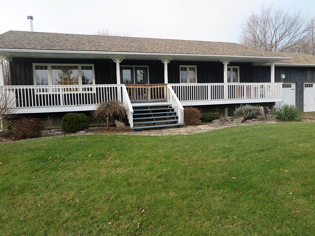 7554, Elizabethtown-Kitley Ontario, Canada