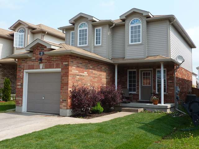 3 hasler crs, Guelph Ontario, Canada