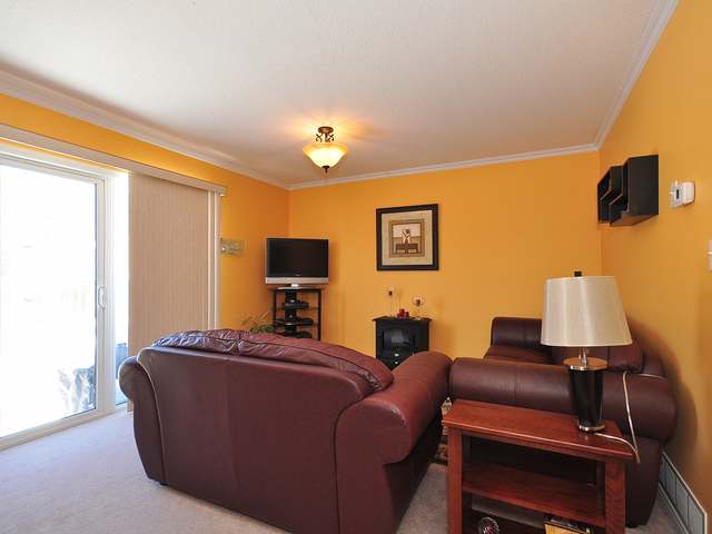 31 schroder crs 1, Guelph Ontario, Canada