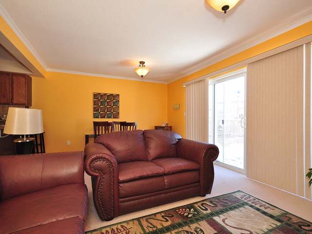 31 schroder crs 1, Guelph Ontario, Canada