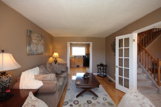 985 mona dr, Kingston Ontario, Canada