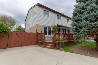 1123 cardiff court, Sarnia Ontario, Canada