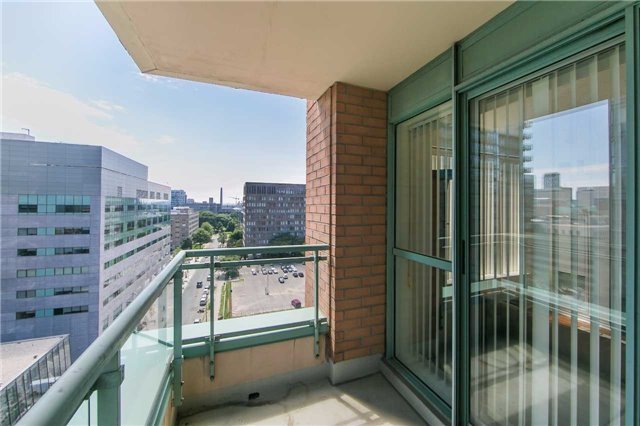 887 Bay St, Toronto Ontario