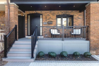 211 Deloraine Ave, Toronto Ontario