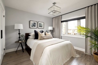 211 Deloraine Ave, Toronto Ontario