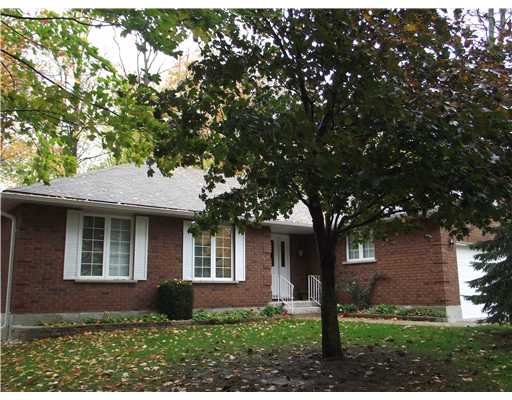 670 monarch pl, Waterloo Ontario, Canada