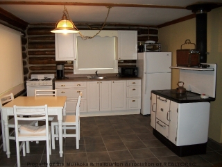 3139 EAGLE LAKE RD, South River Ontario, Canada