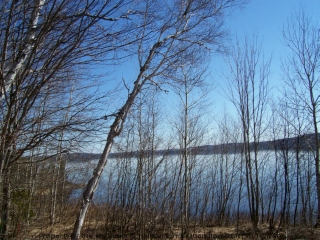 HIGH ROCK RD, Sundridge Ontario, Canada Located on Lake Bernard