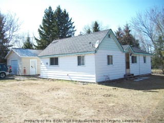 48 RIVERSIDE AVE, South River Ontario, Canada
