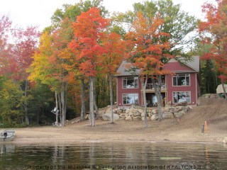 2601 RIDING RANCH RD, South River Ontario, Canada Located on Bray Lake