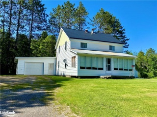 181 east road, Loring Ontario, Canada