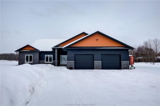 205 montee genereux, Chelmsford Ontario, Canada