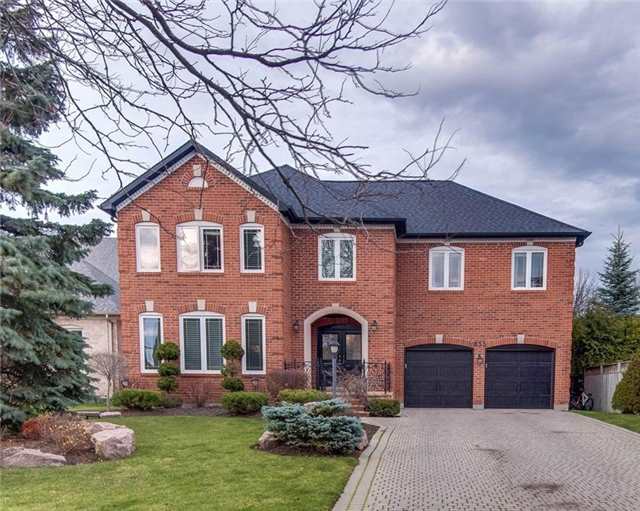 855 norsan crt, Newmarket Ontario, Canada