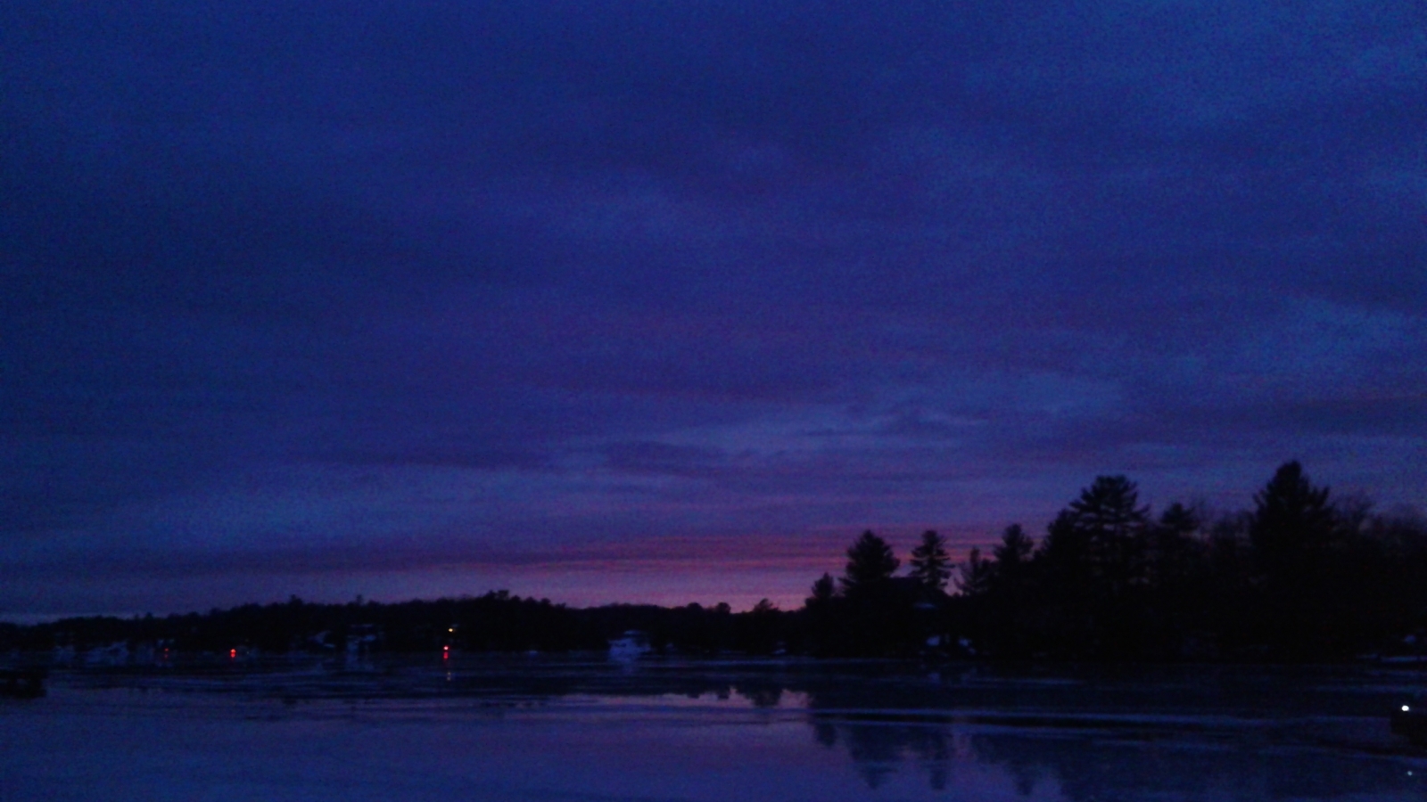 Muksoka lake sunset in gravenhurst bay