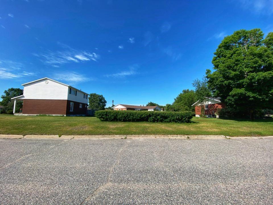Goodman Avenue, Espanola, Ontario (ID 2087057)